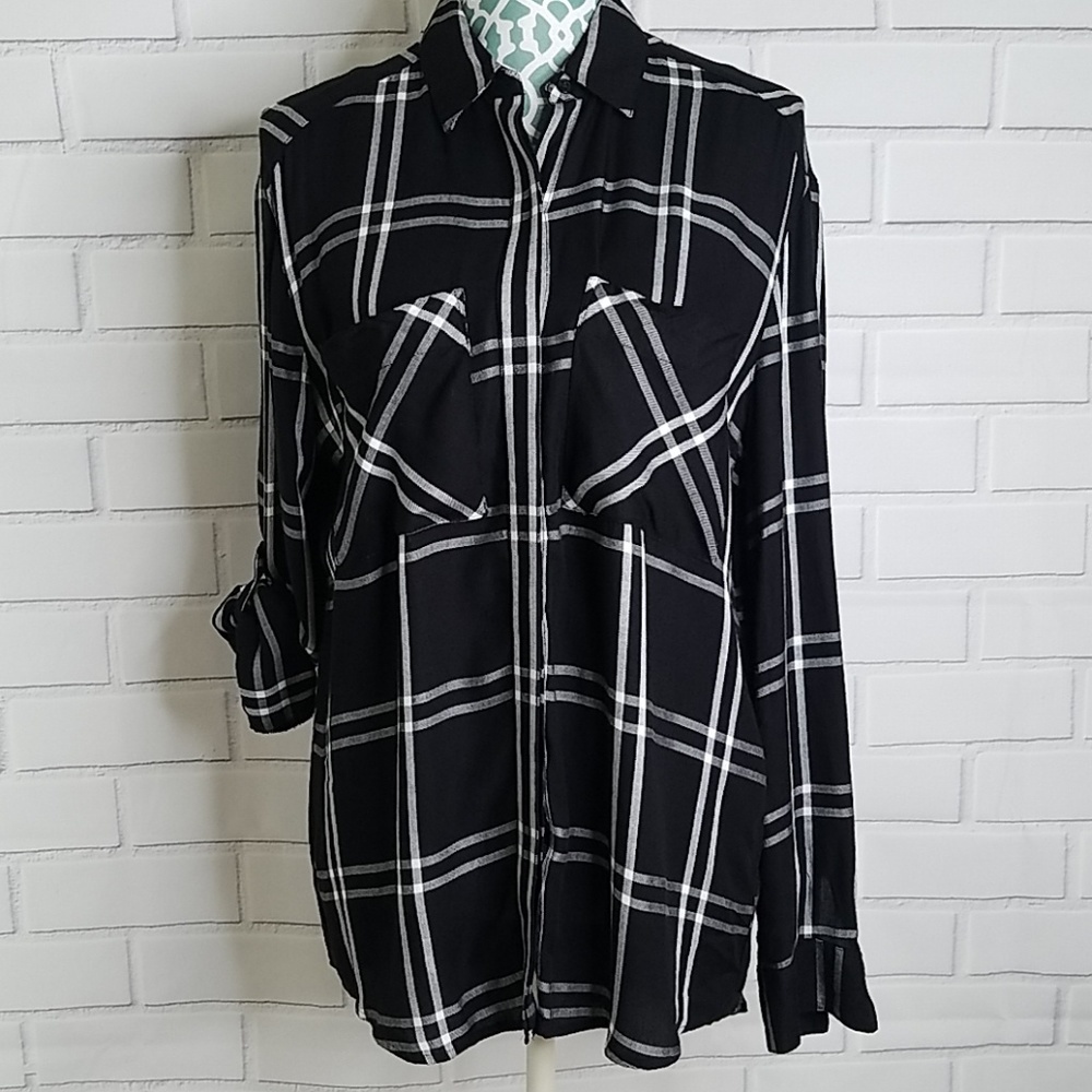 EXPRESS | BUTTON DOWN - image 4